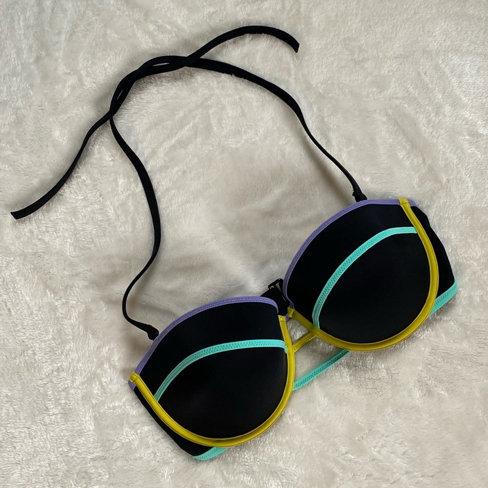 Victoria's Secret removable straps bikini top